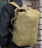 Una mochila de lona unisex, adecuada para uso casual, viajes de negocios, senderismo, viajes y más.