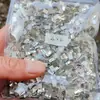 Atacado do Fabricante Joias de Diamante para Nail Art K9 Diamantes Grandes Acessórios para Unhas Joias DIY Misturadas Prata Branco Fundo Plano Joias Adesivos de Diamante