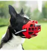 Em estoque atacado cobertura de focinho refletiva para cães material TPE espesso e macio atualizado anti-mordida anti-latido anti-solta focinho de cachorro focinho