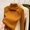 Camiseta de fondo de cuello alto para mujer invierno Suéter interior estilo occidental único con diseño de nicho con sentido de diamante hueco