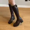 Botas longas retas estilo coreano 2026, quadradas e elegantes na ponta, com fivela de cinto e salto grosso, emagrecedoras, para mulheres, com zíper lateral, adequadas para ir ao trabalho e para montar