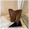 2026 Bolso Cubo de un Solo Hombro de Nueva Moda, Elegante, Sencillo, Versátil, de Gama Alta, Bolso Cruzado de Moda para Mujer