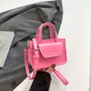 Bolsa Transversal Quadrada Pequena de Personalidade Tendência Coreana e Japonesa para Mulheres, Nova Moda Primavera 2026, Bolsa de Ombro de Nicho de Alta Aparência e Qualidade