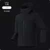 Chaqueta exterior 3 en 1 a prueba de viento e impermeable para hombre y mujer, con capucha, cuello alto, cierre magnético y construcción softshell; un conjunto de dos piezas adecuado para el montañismo