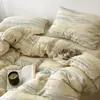 Juego de ropa de cama de cuatro piezas de gasa de doble capa de algodón lavado Clase A, simple y fresco, para estudiantes de dormitorio, juego de funda de edredón de tres piezas