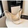 Bolso Grande Transfronterizo para Mujer 2026 Nueva Moda Bolso de Hombro Cruzado Simple para Mujer para Viajes Diarios y Uso Casual Bolso Dumpling