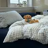 Juego de Cama de Cuatro Piezas a Cuadros de Algodón Suave Lavado Nuevo Estilo Muji Combinado y a Juego Estilo Japonés, Juego de Tres Piezas de Sábana y Funda de Edredón