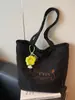 Bolso de Invierno de Pana Bordado, Moderno y Versátil, Nuevo Modelo 2026, Perro, Casual, Estudiante, Tote, Bolso de Hombro