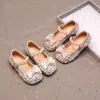 Zapatos de Princesa para Niñas 2026 Nuevo Estilo Otoño Zapatos de Cuero Cristalino para Bebé con Pedrería Brillantes Casuales Zapatos de una Sola Pieza