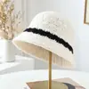 Nuevo gorro de punto de bloques de color para otoño para mujer, elegante y versátil, sombrero tipo cubo simple, estiloso y moderno, sombrero de pescador con protección solar y a prueba de viento