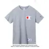 Camiseta de Manga Corta de Algodón Puro Unisex 2026 Nueva Camiseta Bordada Holgada Ins Marca de Moda Estilo Japonés Hong Kong Top Verano