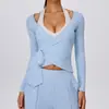 Elegante top de yoga acanalado con cuello en V y manga larga para mujer, con detalles de corbata, adecuado para correr al aire libre, deportes y fitness
