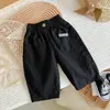 Novas Calças de Cinco Pontos da Moda para Meninos Shorts Finos Respiráveis de Verão Calças Ocidentais de Comprimento Médio para Bebê Calças de Trabalho para Crianças