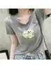 Camiseta Gris de Algodón Acanalado de Manga Corta con Cuello en V, Ajustada y Versátil para Mujer, para Primavera y Verano