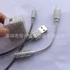 Enchufe de producto electrónico Cable de datos incrustado con diamantes Pegatina de gema Procesamiento incrustado de cristal acrílico con diamantes