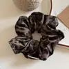 Faixa de Cabeça Esponjosa Estampada de Leopardo Estilosa e Elegante, Estilo Maduro, com Bordas Largas, Acessório de Cabelo Simples e Elegante, Modelo Novo