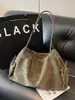 Bolso Grande Retro para Viajeros para Mujer 2026 Nuevo de Moda Tendencia Bolso Tote de Gran Capacidad Bolso de Hombro Simple de Invierno