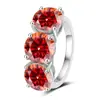 Fornecimento Transfronteiriço Anel Feminino de Prata Esterlina S925 com Três Pedras de Moissanita Anel de Ovo de Pombo de Diamante de Moissanita de Luxo de Alta Qualidade Venda por Atacado