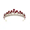 Elegante Corona de Rosas Rojas para Mujeres y Niñas Tiara de Aleación Dorada con Acentos de Pedrería para Bodas Fiestas de Novia Cumpleaños y Ocasiones Especiales Impresionante Diseño Floral