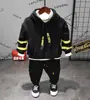 Suéter con capucha de letras coreanas nuevo de invierno 2018 suéter con felpa D1241 pantalones con felpa D1242 D1235
