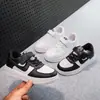 Tenis Blancos para Niños para Primavera y Otoño, Zapatos Deportivos Blancos para Niños, Zapatos de Suela Plana para Estudiantes de Primaria, Zapatos para Niñas con Cierre de Velcro, Zapatos Blancos
