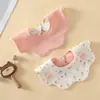 Babero absorbente engrosado estilo coreano para babas de bebé hecho de gasa de algodón puro, adecuado para bebés y niños pequeños, con un diseño de pétalo giratorio, uso a doble cara
