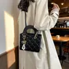 Comercio exterior bolsos de nicho franceses, nuevos bolsos acolchados de moda, bolsos de hombro, bolsos cruzados, bolsos de mujer al por mayor