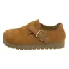 Zapatos Birkenstock retro planos y ligeros de suela gruesa, nuevos de la primavera 2026, slip-on casual para mujer con hebilla