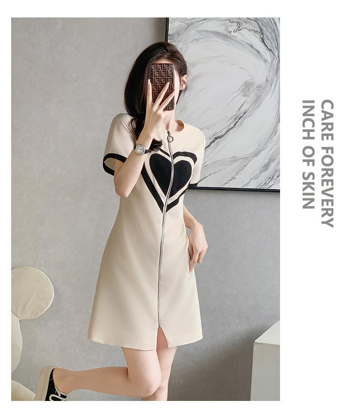 Cross-border, online source, distribution 2024 spring and summer autumn, skirts, new styles, street trends, age reduction, small, explosive, European goods, network red, sports, leisure sports, temperament leisure, fashion popular, new spring and summer autumn clothing, spring and summer autumn women's clothing, fashion, suit women's clothing, suit women, women's sportswear, skirt single, dress, lady style, Women's fashion skirt, salt department, casual women's dress, 2024, everything, design sense, niche, foreign style, Ali International Station, cross-border procurement跨境淘货源分销2024春夏秋季裙子新款，街头潮流减龄小个子爆款欧货网红款，运动休闲运动气质休闲时尚流行新款春夏秋装，春夏秋装女装时尚套装女装春夏秋季套装女套装女女士运动服裙子单件连衣裙淑女风格女装时尚裙子盐系休闲女装2024百搭设计感小众洋气阿里国际站跨境采购