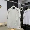 ¡Artículo Caliente de Dachang! Camiseta Deportiva Unisex para Pareja Estilo Patchwork Bloques de Color Estampado de Letras Manga Corta Cuello Redondo