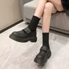 Botas para Mulheres 2025 Inverno Veludo Acolchoado Espesso Botas Pretas Fashionable Estilo Britânico Popular Versátil Slim Botas Curtas