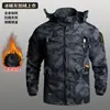 Conjunto de dos piezas de camuflaje táctico para trabajo al aire libre, a prueba de viento y cálido, con forro de polar, para hombre