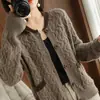 Casaco Cardigan de Tricô para Mulheres Primavera e Outono 2024 Torcido Vintage Fashionable Preguiçoso Solto Casual Top Roupa Externa