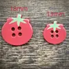 Botón Grande de Tomate de 18 MM Botón de Disfraz Material de Botón Botón Pequeño Lindo Manualidades Decorativas DIY Botón Rojo de Tomate