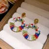 Aretes redondos de plata con tachuelas incrustadas de diamantes, aretes de estilo étnico vintage, lujo ligero, moda de alta gama, accesorios para orejas versátiles, joyería exquisita