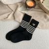 Calcetines de Lana Bordados de Cachorro Lindo de Orejas Grandes para Mujer Calcetines Cálidos Gruesos Calcetines Rayados Apilados Estilo Academia Coreana
