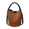 Bolso Cubo Retro de Ante para Mujer 2025 Otoño Nuevo de Gama Alta Versátil para el Trabajo, para Llevar al Hombro o Cruzado