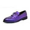 Sapatos de couro pontudos estilo moda britânica para barbeiro, tamanho grande, slip-on, sapatos formais casuais com borlas, sapatos masculinos europeus e americanos