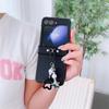 Funda de cuero con patrón de paja para teléfono móvil Samsung zflip5, funda protectora resistente a caídas con cadena para teléfono móvil zflip3/4 generación.