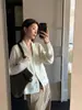 Cárdigan de Punto Han Xun Relajado y Elegante con Cuello Verde y Múltiples Bolsillos para Mujer 2026 Finales de Otoño Estilo Old Money Ropa Exterior 27499