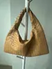 Bolsa Feminina de Tecido Nova Moda Outono e Inverno Bolsa Bolinho Senso de Alta Classe Grande Capacidade Transfronteiriça Tendência Versátil Bolsa de Mão para o Dia a Dia