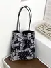 Bolso de Hombro Floral de Doble Cara Estilo Coreano Nuevo de Principios de Primavera, Bolso de Lona Versátil Fresco con una Sensación Brillante y Vibrante, Perfecto para Viajes y Fotos