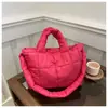 Bolsa Grande Acolchada de Algodón para Mujer 2024 Nueva Ligera Casual Especial Bolsa Nube Estilo Coreano Celebridad de Internet Gran Capacidad Bolso Cubo de Hombro Único