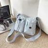 2026 Nova Moda Simples Bolsa Feminina de Um Ombro Outono Versátil para o Trabalho Grande Capacidade Textura de Nylon Bolsa Transversal Feminina