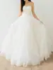Vestido de novia ligero estilo francés, sin tirantes, malla simple, sensación de nicho de alta gama, tema de estudio, fotografía de viajes al aire libre, falda de tul ultra-fairy para mujer