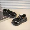 Zapatos de Cuero para Niños 2026 Nuevo Estilo Primavera y Otoño Zapatos de Suela Blanda para Niñas Pequeñas, Zapatos de Rendimiento para Niños Mayores, Zapatos Planos para Niños