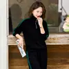 Traje de Moda Primavera y Otoño para Mamá 2025 Nuevo Estilo Elegante Conjunto Casual Deportivo de Dos Piezas para Mujeres de Mediana Edad y Mayores