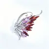 2025 Nuevo Broche de Mariposa Simulada de Gama Alta Europea y Americana Mariposa de Diamante Estereoscópica Color Degradado Broche de Mariposa de Diamante de Moda