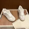 Zapatos de entrenamiento alemanes para mujer que aumentan la altura interior para personas bajas, nuevo estilo 2026, suela suave, zapatos casuales, estilo fino de otoño, zapatos deportivos Forrest Gump
