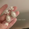 Brincos de Pérola Elegantes de Alta Qualidade Transmitidos ao Vivo no TikTok para Mulheres, Brincos Novo Estilo 2025, Acessórios Versáteis e Doces para Socialites
